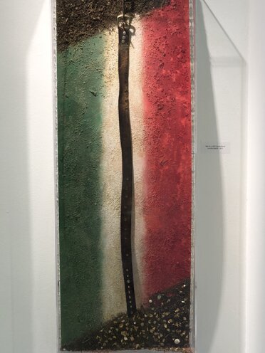 Box-Es n.1067 tricolore con cintura Italian of common people pierce belt 2012 - cm.130x45x10 Box-Es n.1067 tricolore con cintura Italian of common people pierce belt 2012 - cm.130x45x10