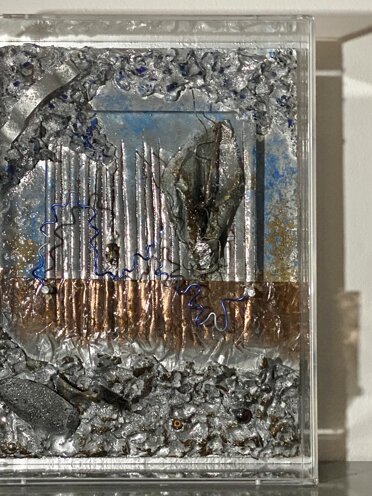 Box-Es n.1122 the window cm.40x30x10 – 2020 Box-Es n.1122 the window cm.40x30x10 – 2020