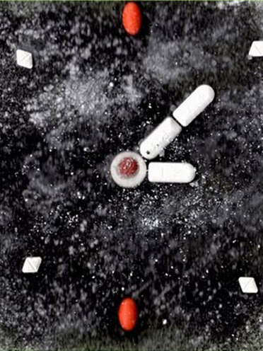 Box-Es n.1027 clocks opera di MailArt – Andorfini 2010 - cm. 20x20x07 Box-Es n.1027 clocks opera di MailArt – Andorfini 2010 - cm. 20x20x07