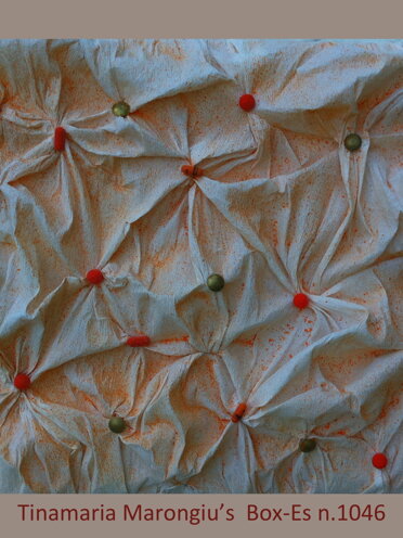 Box-Es n.1046 royalty 2011 - cm. 31x37x7 Box-Es n.1046 royalty 2011 - cm. 31x37x7