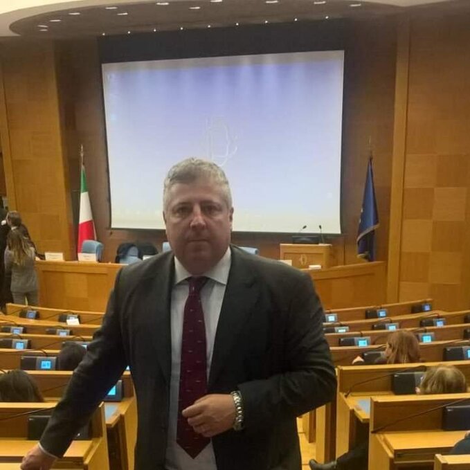 4aa40cfa-4624-45da-bd30-729fbedcf087