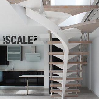 lefonso scale monotrave con parte curva struttura monotrave in acciaio verniciato bianco gradini in legno di rovere ringhiera in inox lefonso scale monotrave con parte curva struttura monotrave in acciaio verniciato bianco gradini in legno di rovere ringhiera in inox