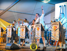 4e0cc7ce-b001-41af-9474-60ac3817fedc