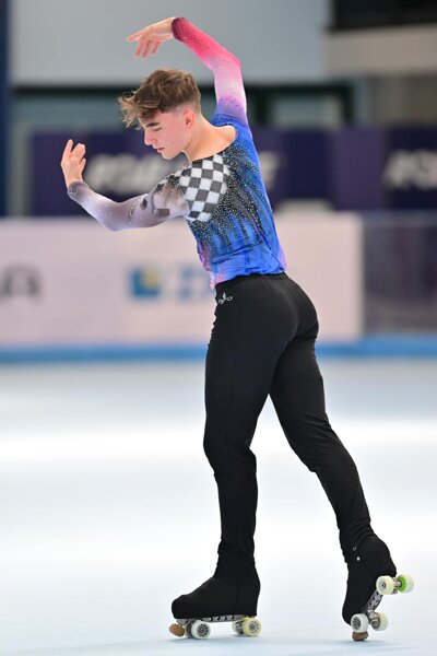 Simone Corradi - short