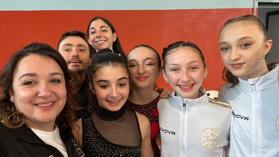 Valentina, Gabry, Gio, Cristel, Sere, Sofy e Deby