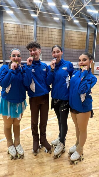 Sonia, Luca, Giorgia e Francesca Sonia, Luca, Giorgia e Francesca