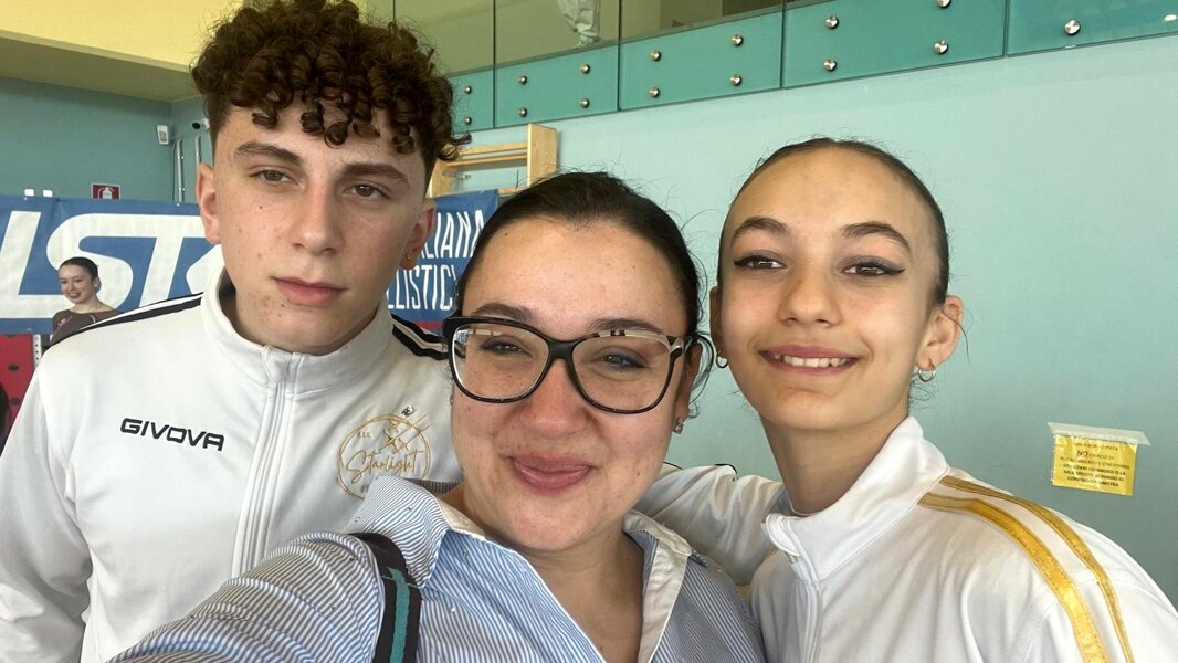 Andrea Valentina e Claudia Andrea Valentina e Claudia