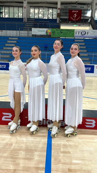 Carlotta, Francesca, Giorgia e Sonia Carlotta, Francesca, Giorgia e Sonia