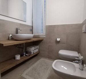 f355b5a0-e8bf-46e0-976a-6cab7ce6d8be