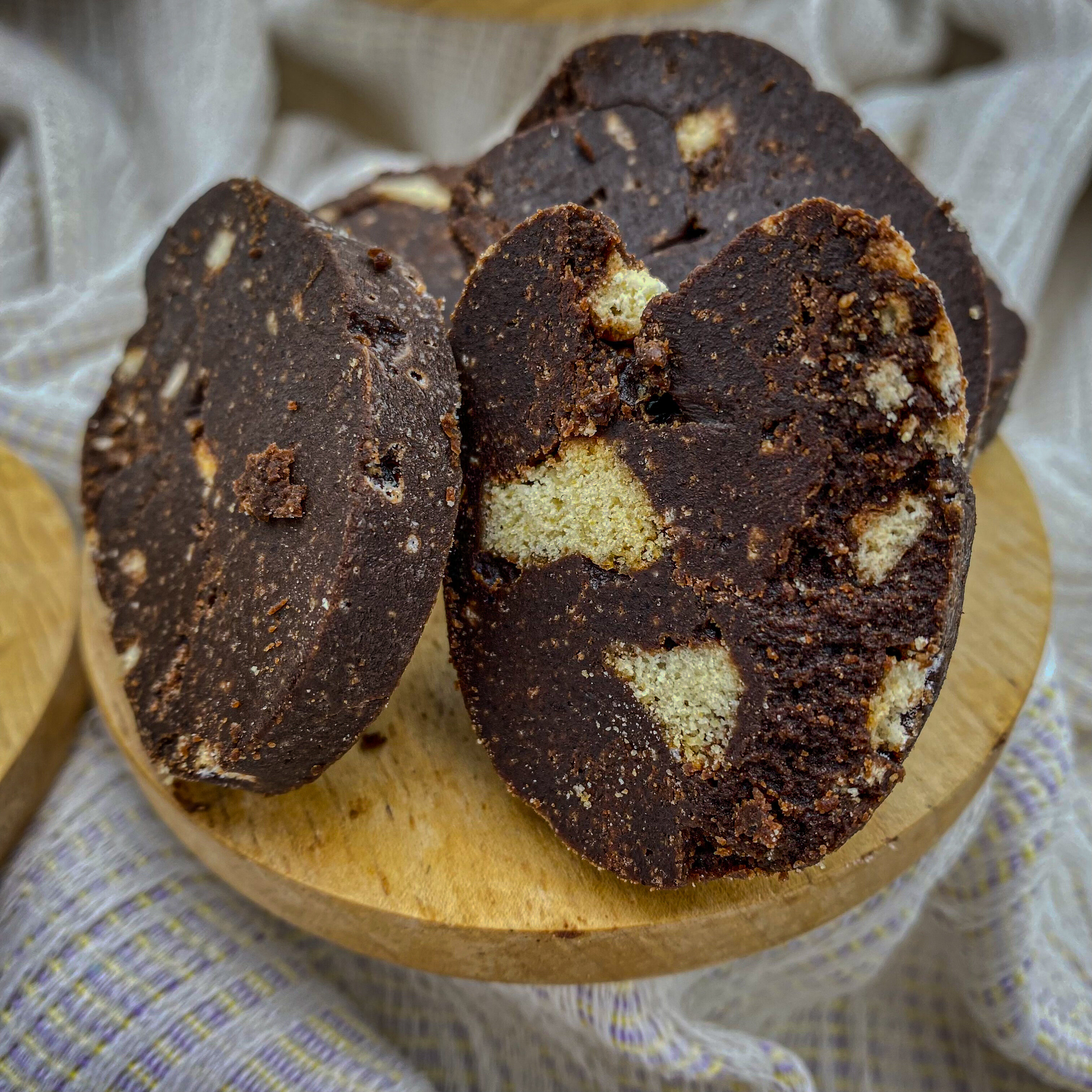 LE MIE RICETTE ANTISPRECO: SALAME DI CIOCCOLATO CON TORTA AVANZATA
