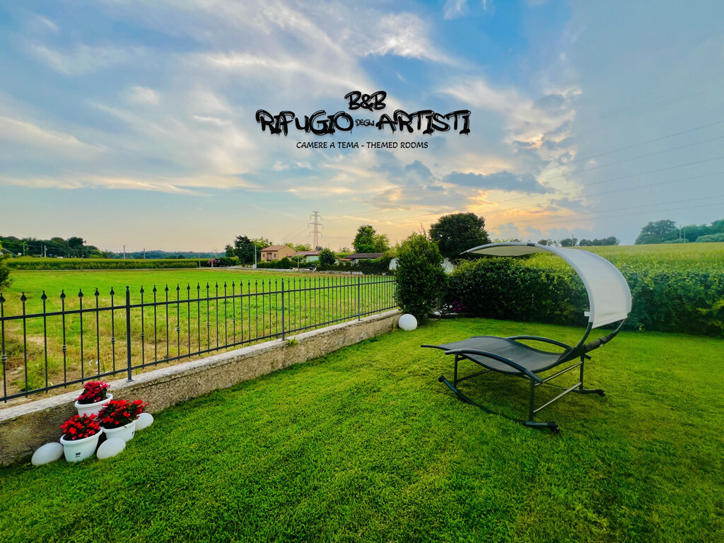 b155127e-bda3-4408-8ca1-24598bf34585 b155127e-bda3-4408-8ca1-24598bf34585