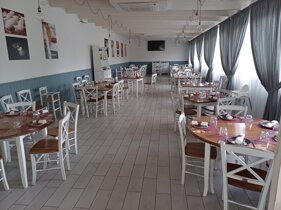 8d70e596-90bf-4bdf-8e6a-cfb341fe0c7f 8d70e596-90bf-4bdf-8e6a-cfb341fe0c7f