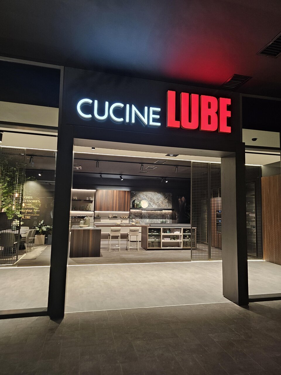 245e0270-ee48-4f29-bac3-59907bc667ce