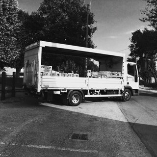 d76b01d3-0b10-4e17-be4d-e09650af25f2