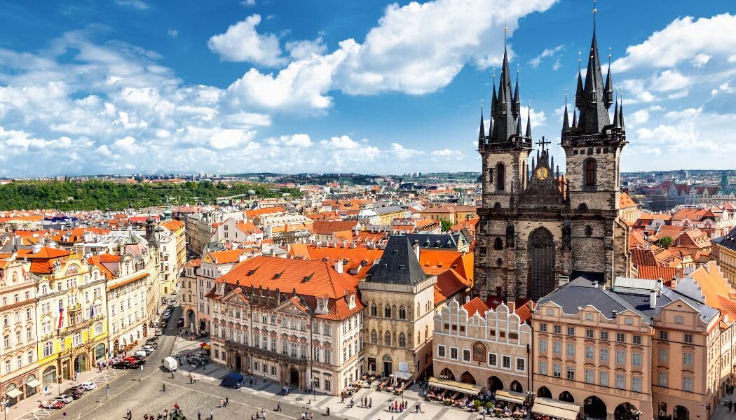 PRAGA: LA LEGGENDA DEL POZZO DEI DESIDERI