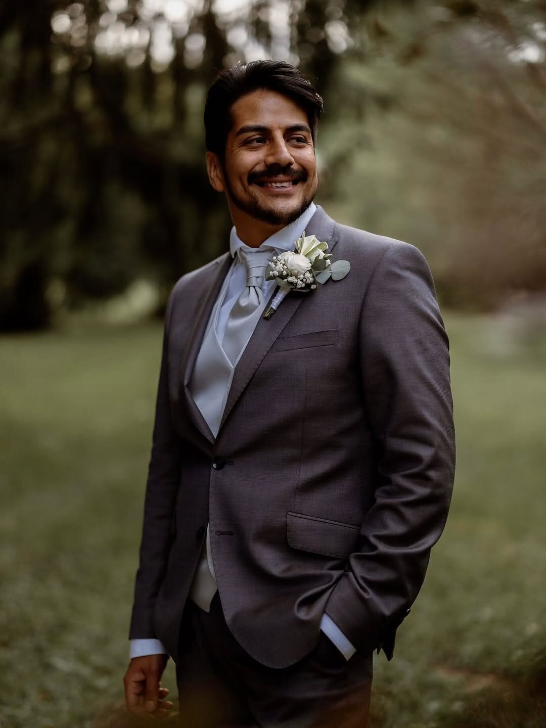 abiti sposo matrimonio