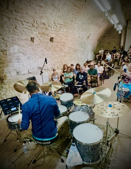 a842a32f-f900-43be-964b-c3a5b5973320