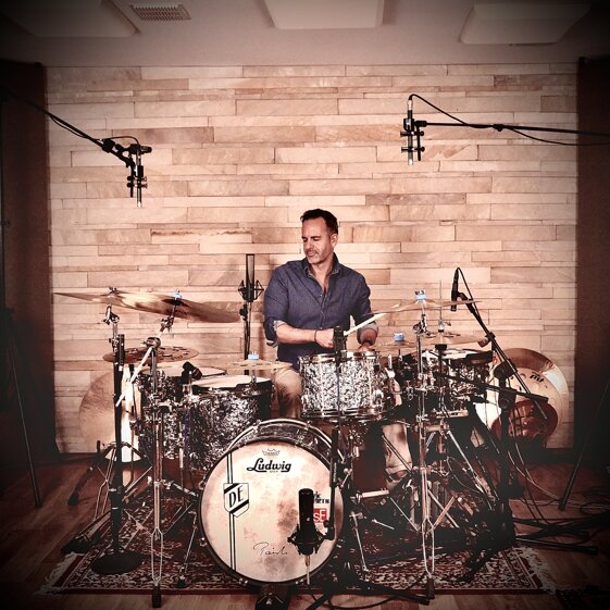 18a79149-e21e-4b65-b0b1-b5a0f51428ff