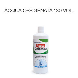 Soluzione acquosa a 130 volumi, incolore e fortemente ossidante. Ideale per schiarire il legno.