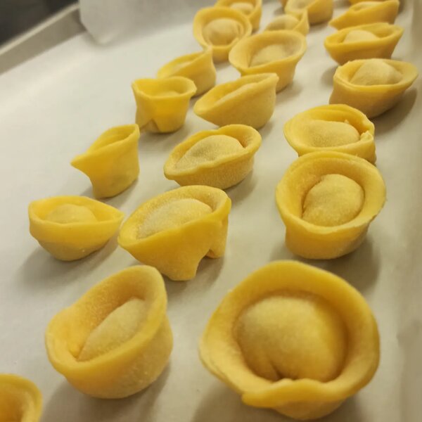 Tortelli fatti a mano Tortelli fatti a mano
