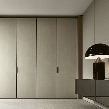 Sistema PL7 Sistema armadio ampia componibilità Varie finiture