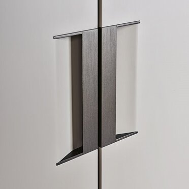 Sistema PL2 Sistema armadio ampia componibilità Maniglia B