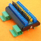 Distribuzione e gestione alimentazione con fusibile autoripristinante Distribuzione e gestione alimentazione con fusibile autoripristinante