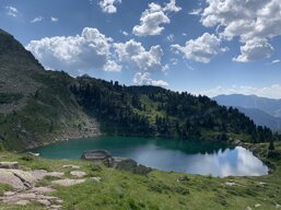 f175ddcb-0405-4b78-8ac9-5d5cb4c81a19.jpeg