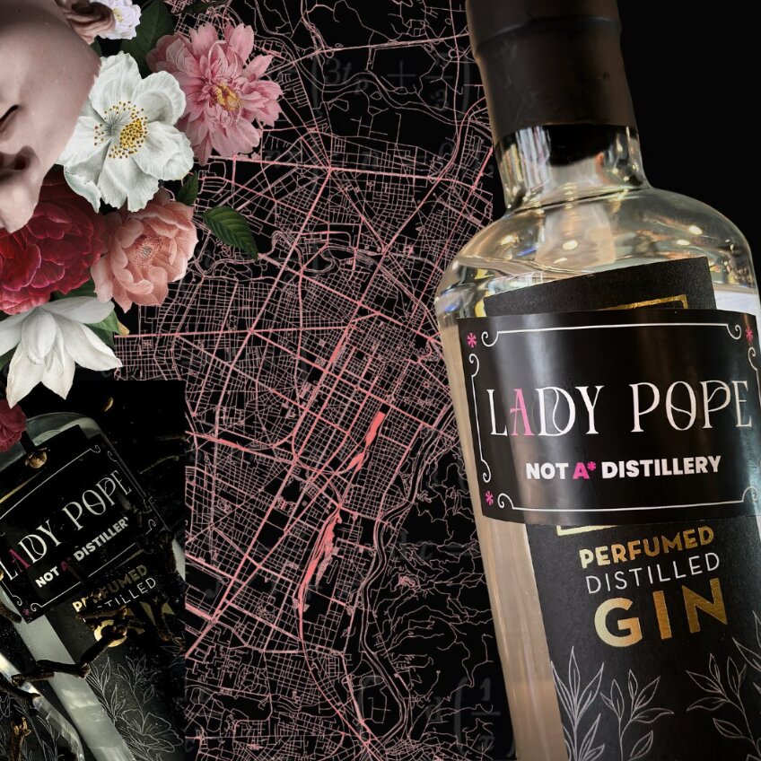 LADY POPE, IL PRIMO GIN FATTO CON L'INTELLIGENZA ARTIFICIALE