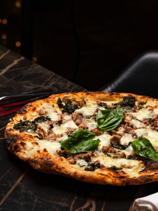 15. salsiccia e friarielli_vesuviani.jpeg