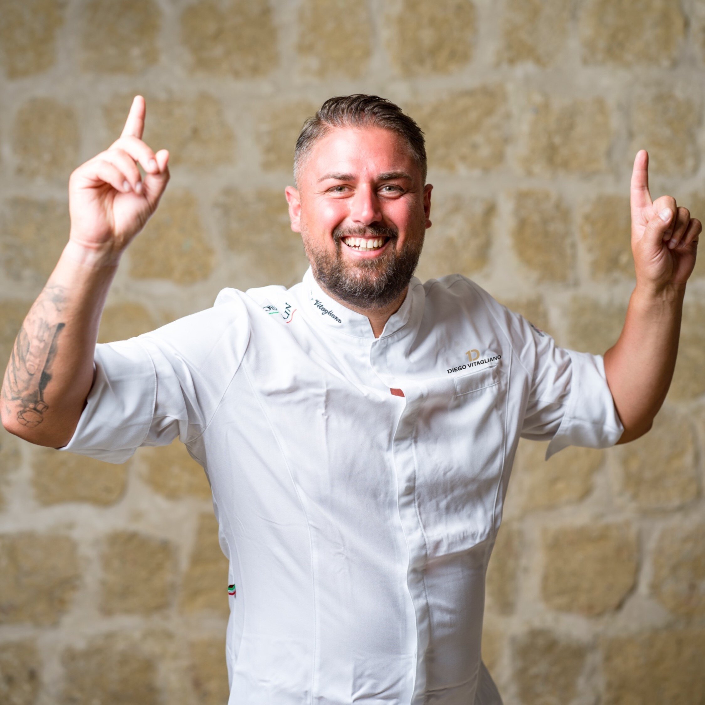 50 TOP PIZZA ITALIA 2023 INCORONA DIEGO VITAGLIANO 50 TOP PIZZA ITALIA 2023 INCORONA DIEGO VITAGLIANO