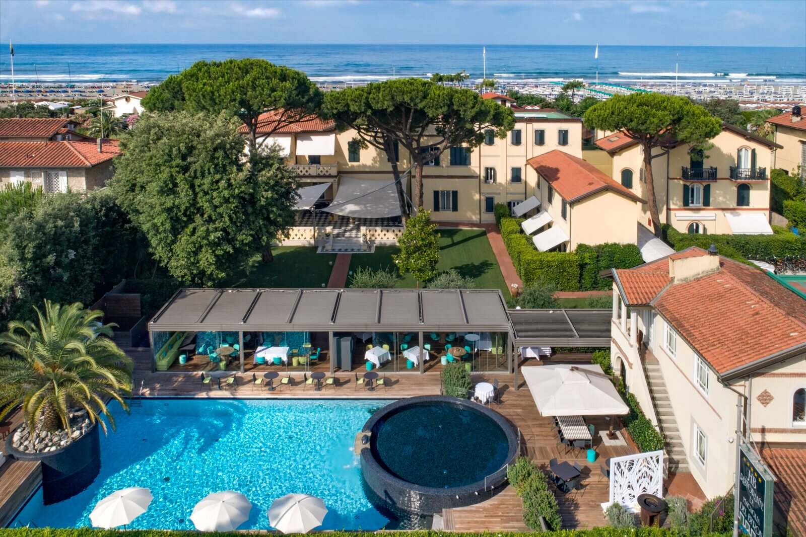 LA NUOVA STAGIONE DEL BYRON HOTEL E DEL SUO RISTORANTE STELLATO A FORTE DEI MARMI