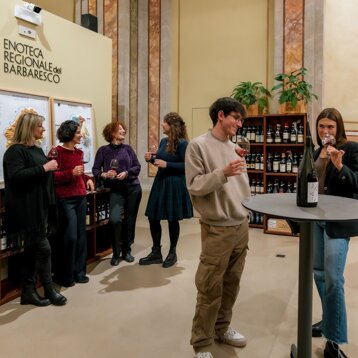 foto_interno_enoteca_barbaresco_-_andrea_grasso_2_rid.jpeg