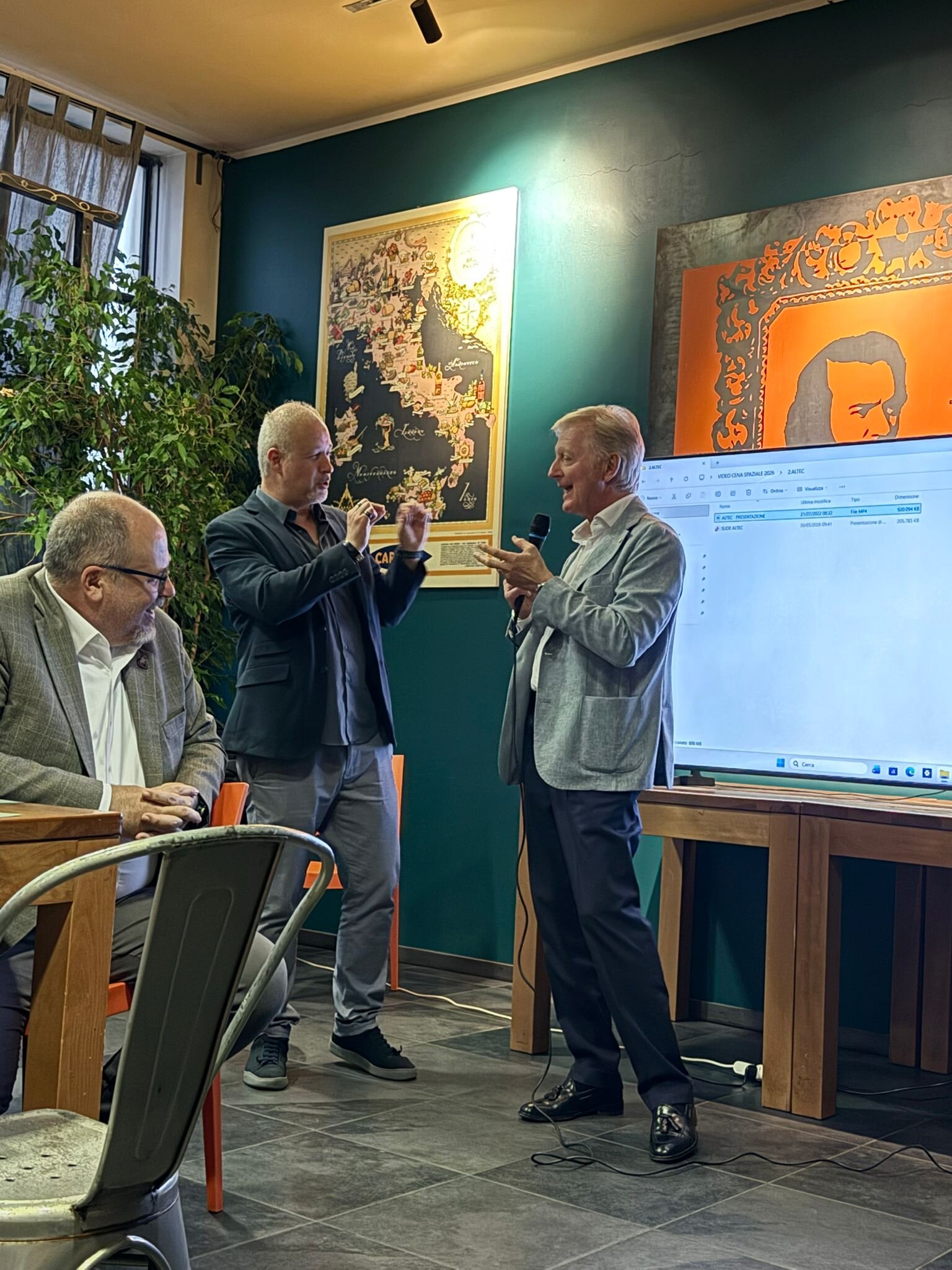 cena-spaziale-2026---maurizio-maschio-con-fabio-massimo-grimaldi-e-roberto-angelini.jpeg cena-spaziale-2026---maurizio-maschio-con-fabio-massimo-grimaldi-e-roberto-angelini.jpeg