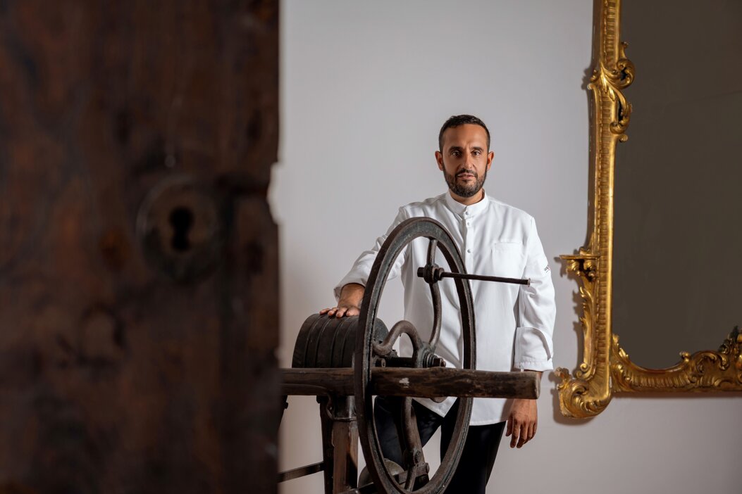 IL G-ASTRONAUTA - L'ALTA CUCINA DI LUIGI SALOMONE APRE IN UNA ANTICO MONASTERO A NAPOLI IL G-ASTRONAUTA - L'ALTA CUCINA DI LUIGI SALOMONE APRE IN UNA ANTICO MONASTERO A NAPOLI