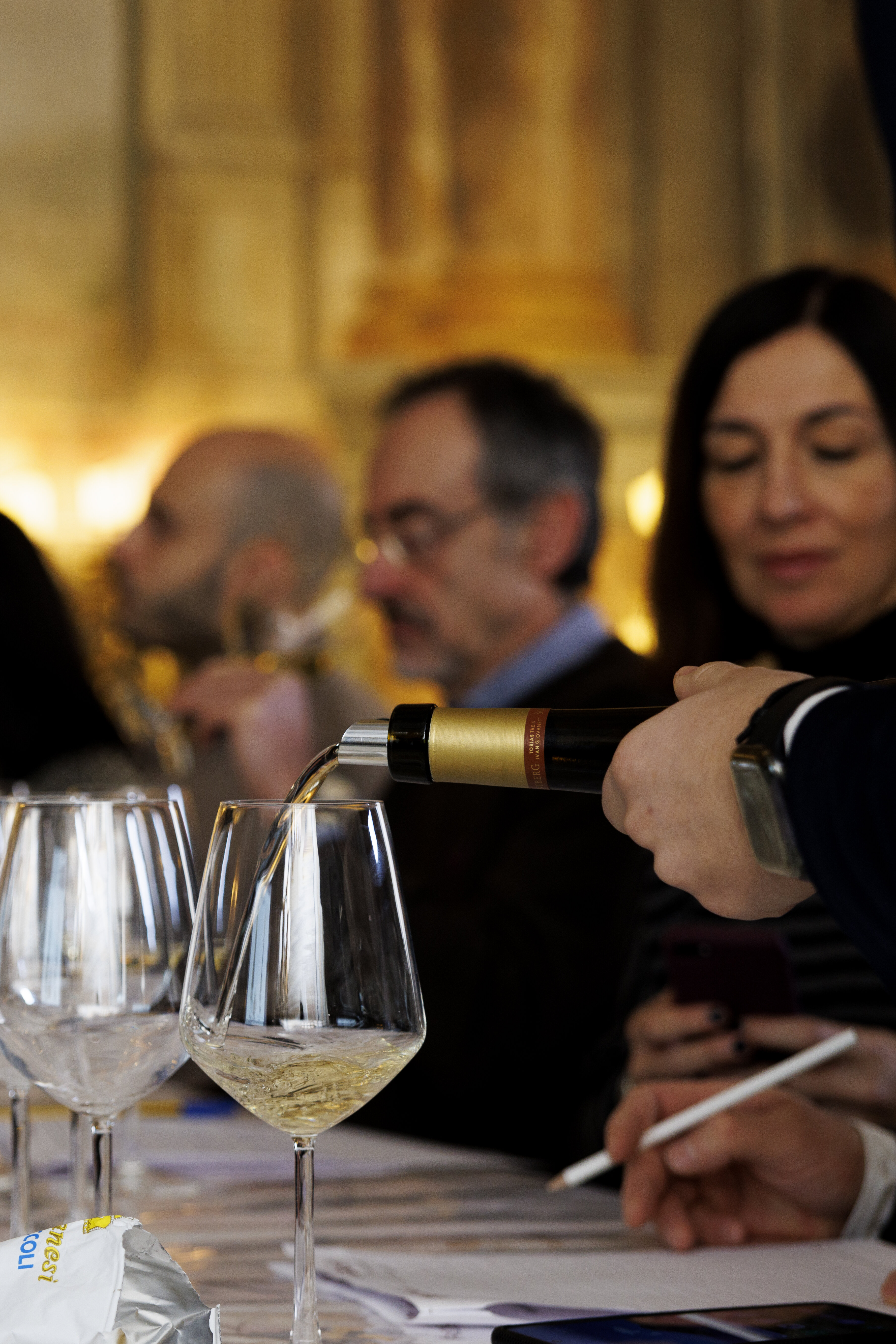 f8a9c2a3-0e74-4ce8-a988-1a69ddbfcf27.jpg f8a9c2a3-0e74-4ce8-a988-1a69ddbfcf27.jpg