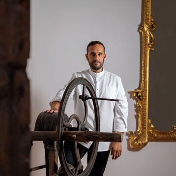chef luigi salomone2 square.jpeg chef luigi salomone2 square.jpeg