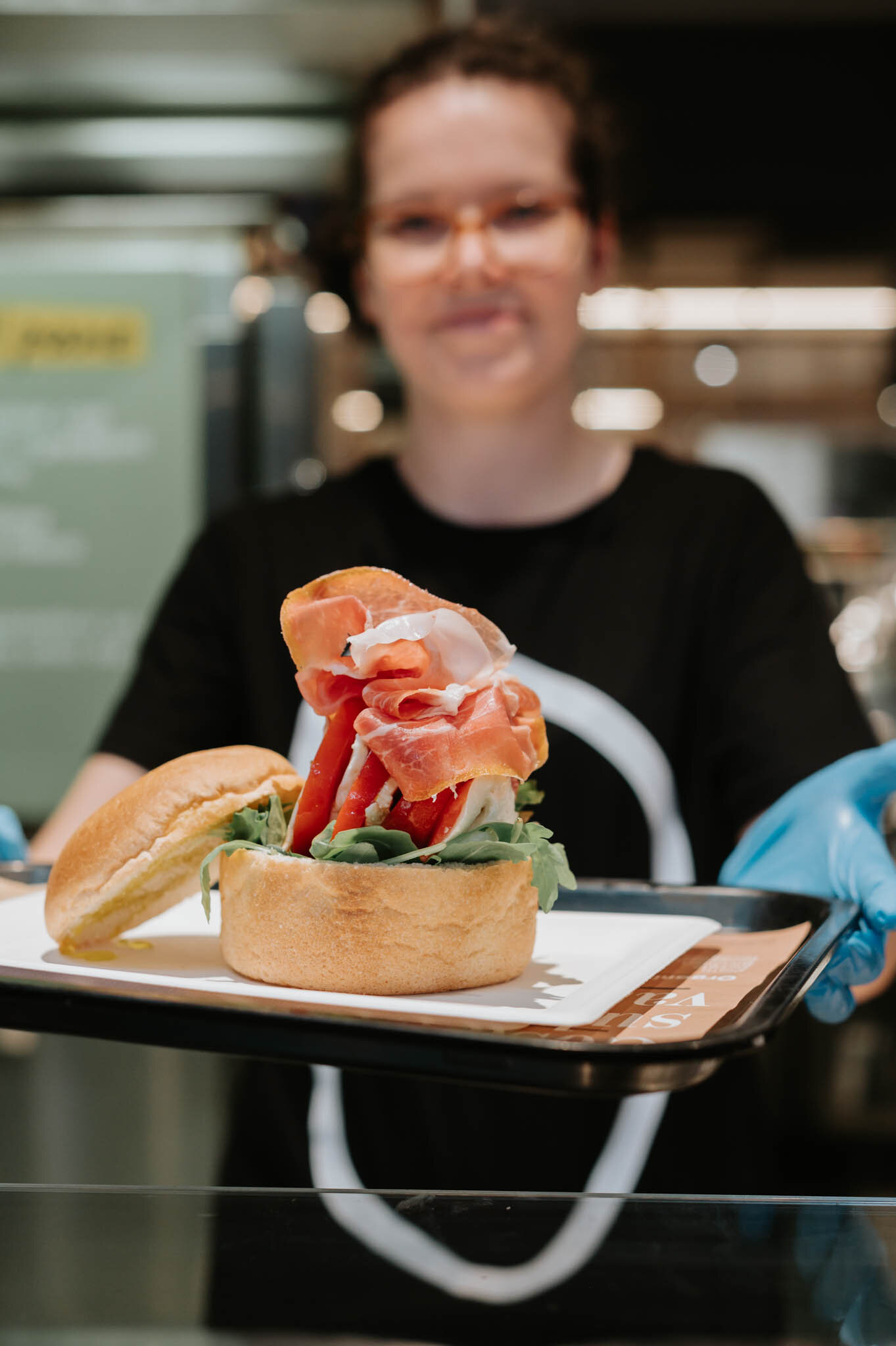 BŌL HOUSE - IL LOCALE DOVE TI MANGI ANCHE IL PIATTO AL MERCATO CENTRALE