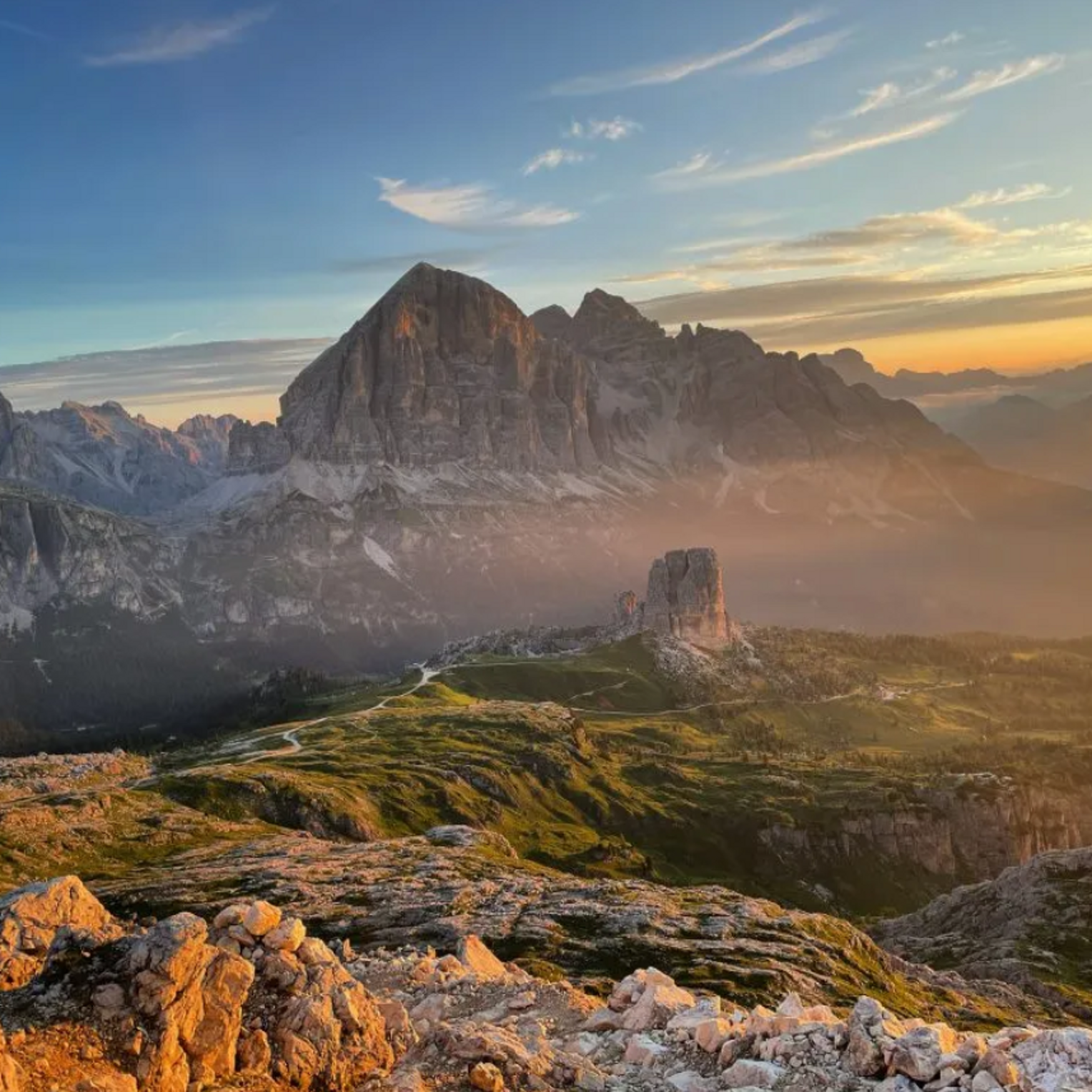 alba sulle cinque torri