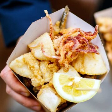 cuoppo-di-pesce-fritto.jpeg