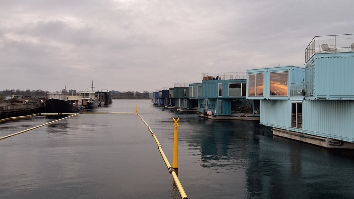 526a32bd-73f6-4c72-a176-9a120f94a9e4