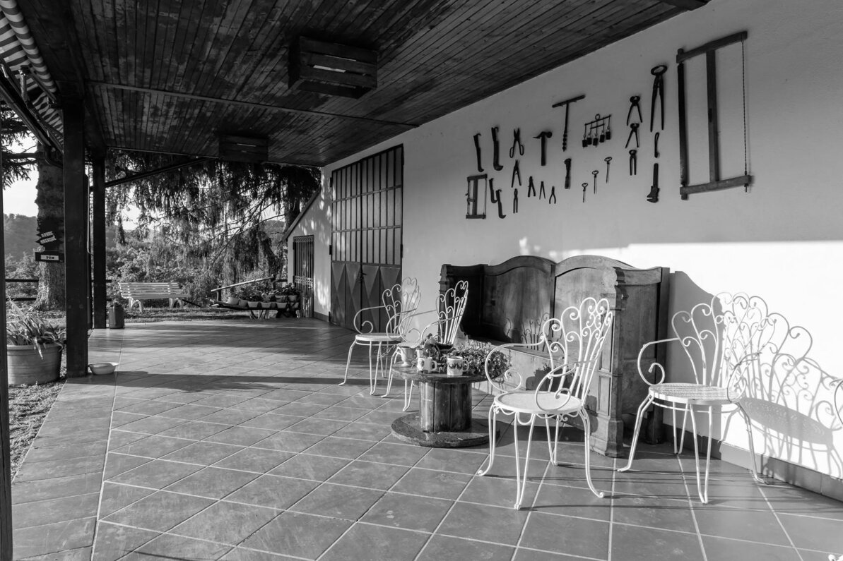 e598a020-0d42-44e3-b5be-856e97394386