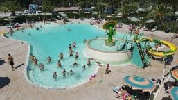 75001158-4c11-45e7-a1e9-6a268eee67da