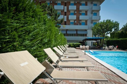 430b220f-a59d-4874-b78a-52c727963e7d 430b220f-a59d-4874-b78a-52c727963e7d