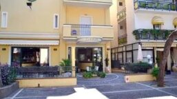 e22a809e-68c1-4d56-bc3a-0fb7a5bc8c80