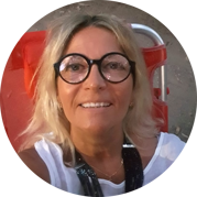 8d9bd5b9-e85e-4acd-b32d-411b833308bc 8d9bd5b9-e85e-4acd-b32d-411b833308bc