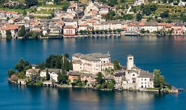 1f17f9a7-ea3d-4fda-aee6-4f223bfd0427