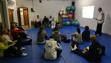 d29671f0-7f00-44e9-bd14-9ce85b4d30e1