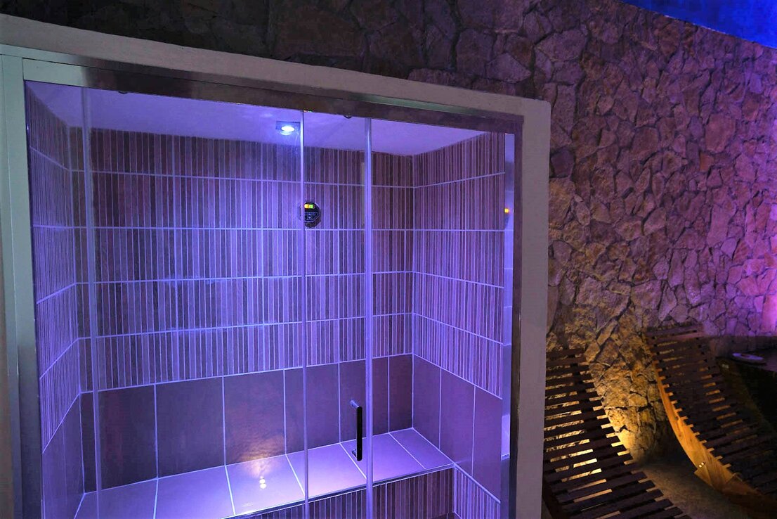 spa room 5.jpeg spa room 5.jpeg