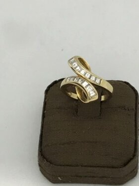 b32d7707-8430-4f44-b8e6-1e5a845e62ea